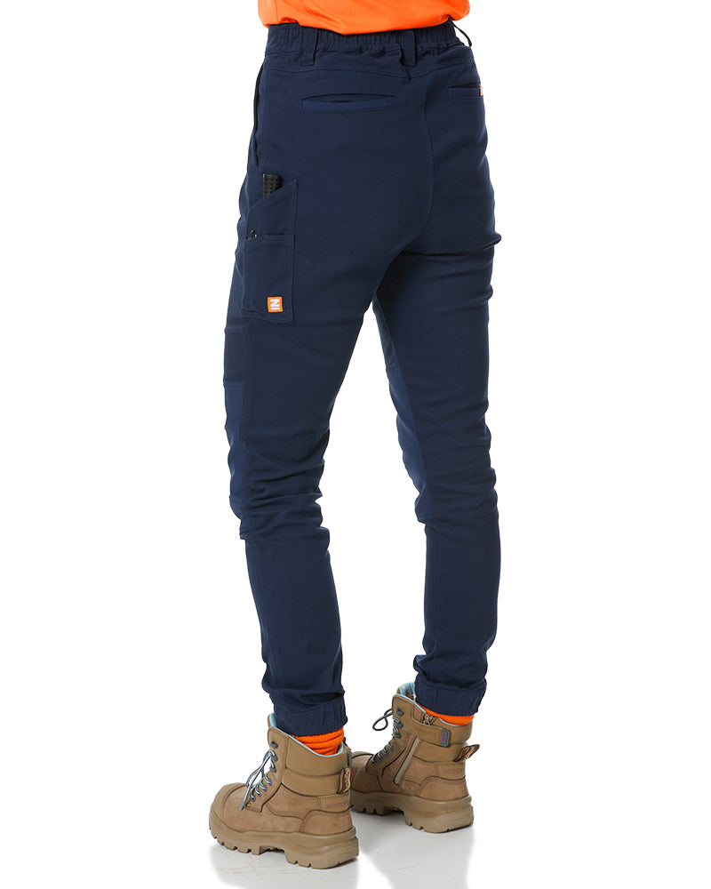 Functional and fashionable workwear piece, ideal for diverse work environments.